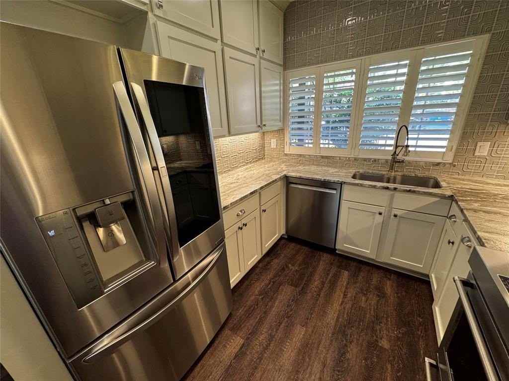 2506 Wedglea Dr #803 - Photo 5 of 29
