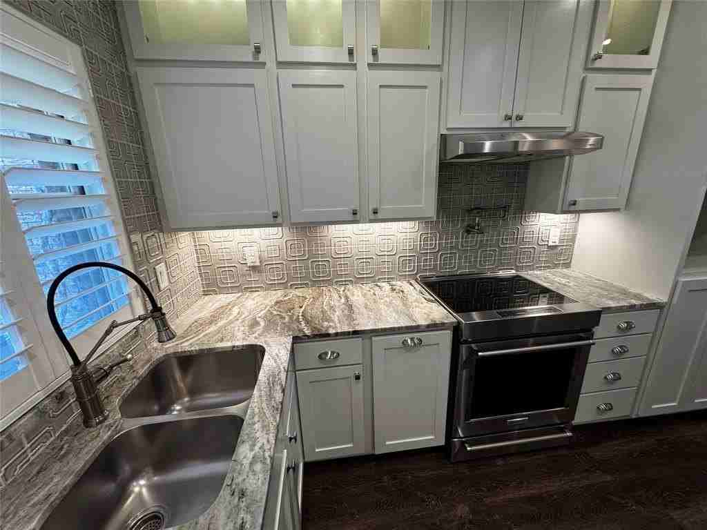 2506 Wedglea Dr #803 - Photo 7 of 29