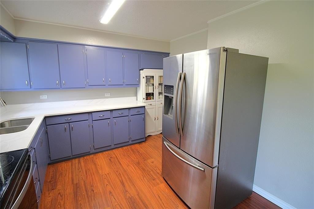 505 College - Photo 6 of 22