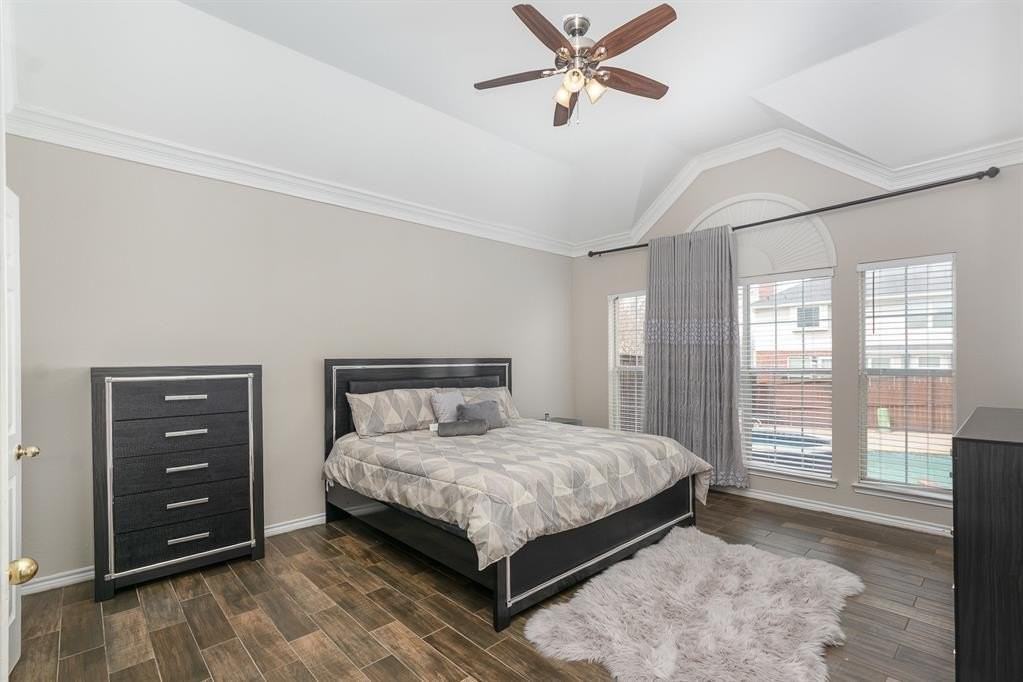 2144 Brookgate Dr - Photo 7 of 40