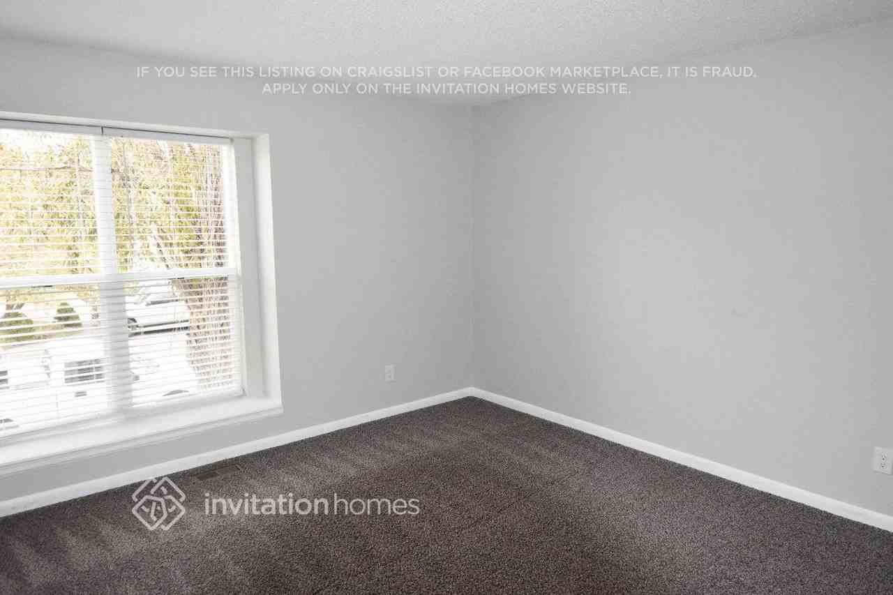 5656 S Malta St - Photo 5 of 14