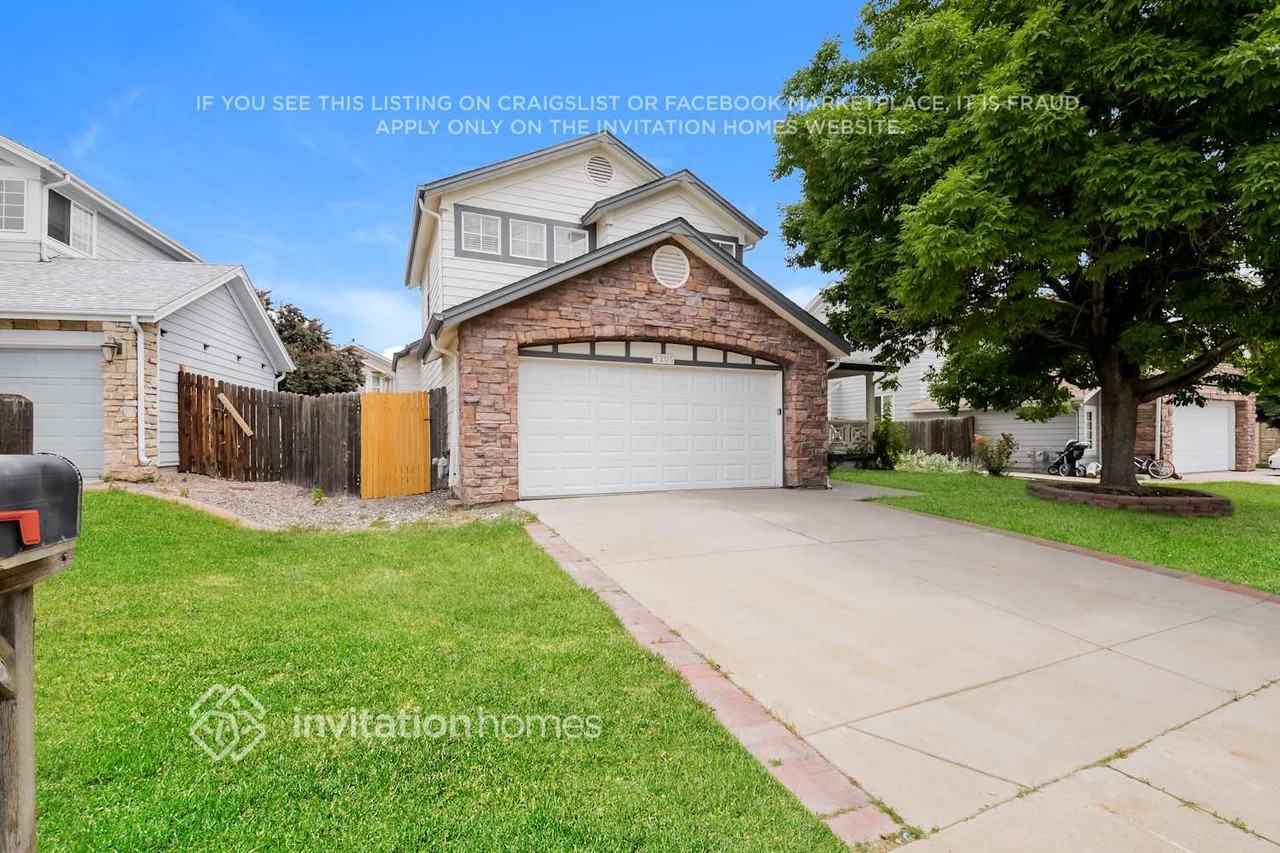 5205 E 130th Way - Photo 2 of 16