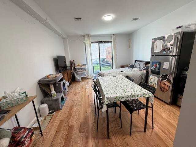749 Ocean Pkwy - Photo 2 of 8