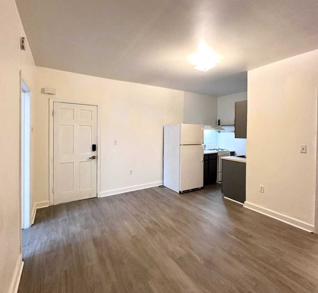 34 Washington St #2 - Photo 3 of 12