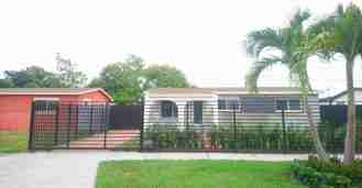 1475 W 31st St #2 - Photo 1 of 1