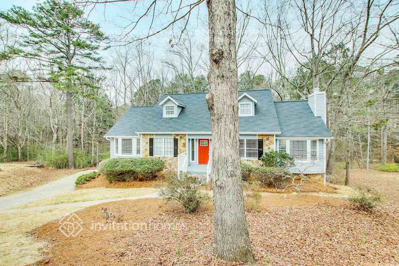 6630 Windwood Ct - Photo 2 of 25