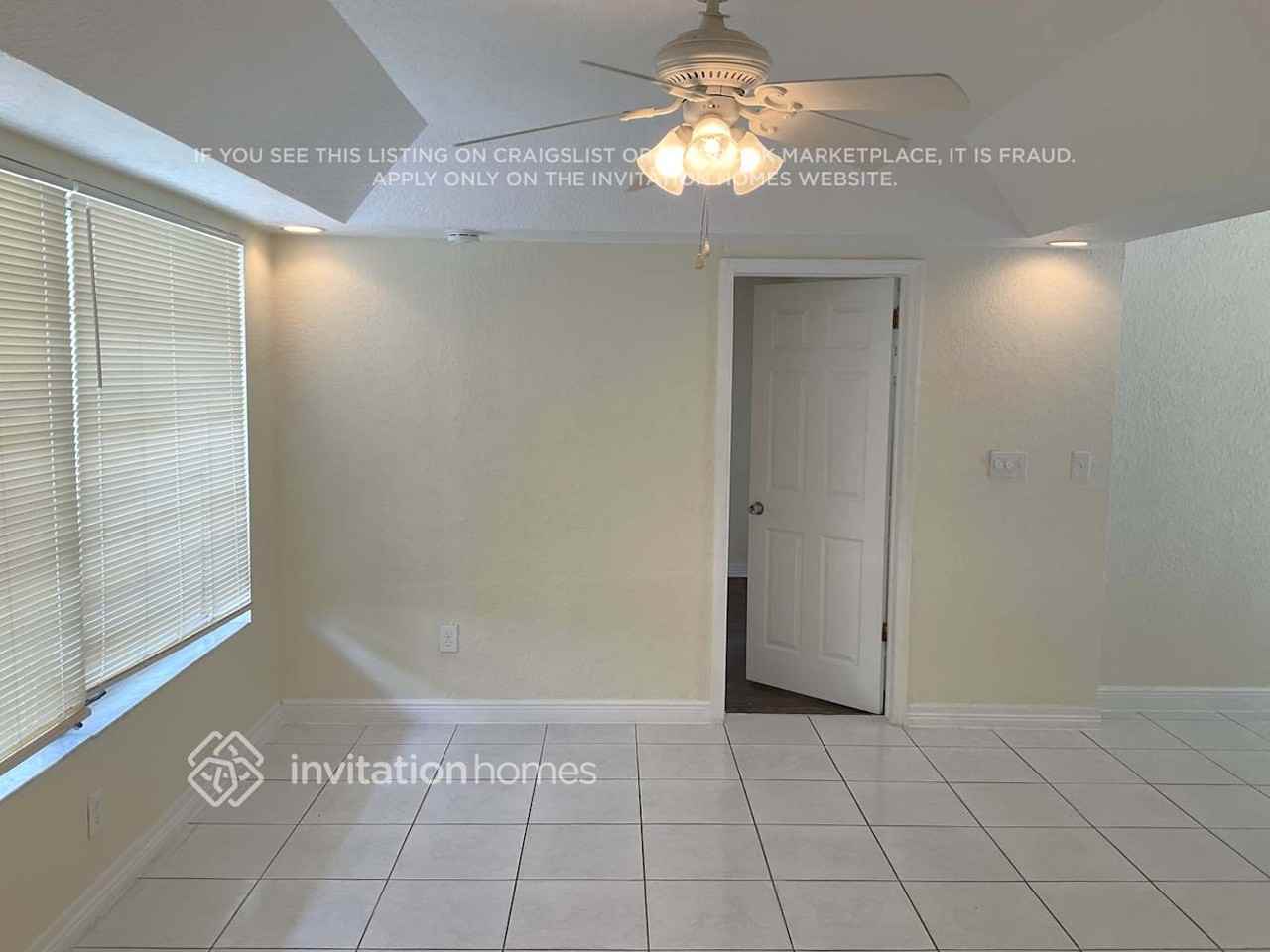 640 Sw 51st Ave - Photo 4 of 16