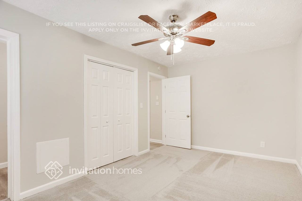 1873 Shamrock Dr - Photo 7 of 15