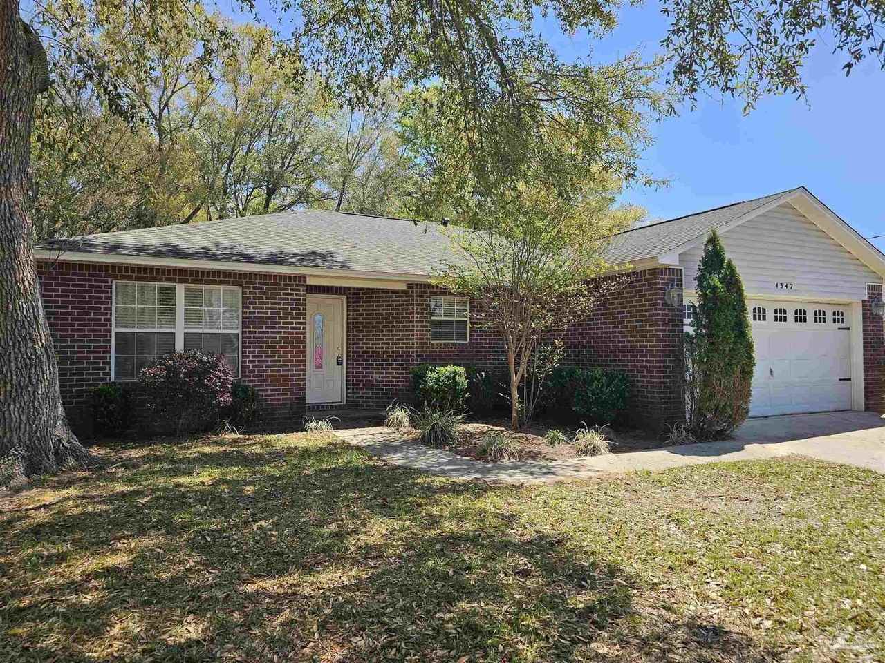 4347 Crosswinds Dr - Photo 3 of 25