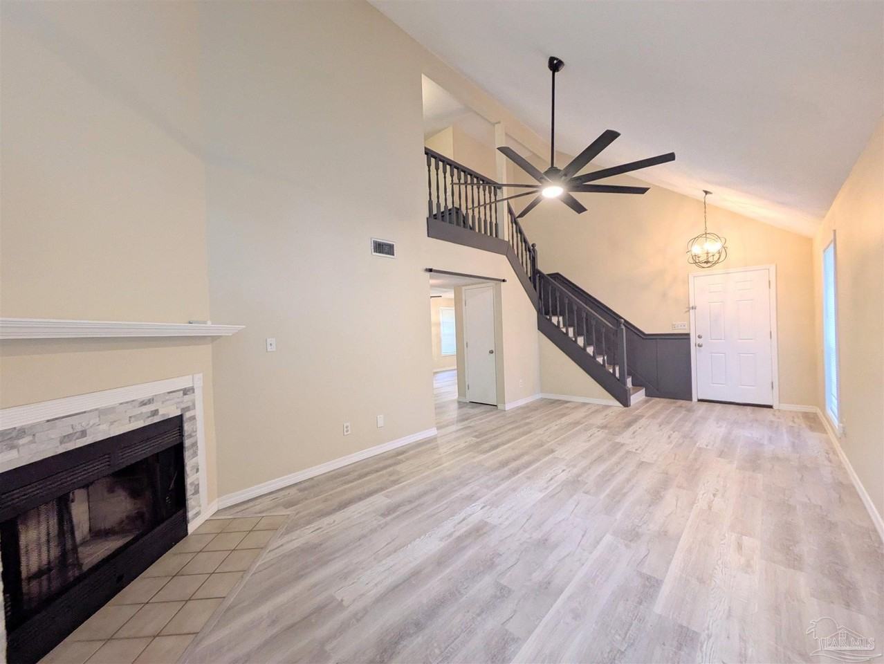 7690 Old Hickory Dr - Photo 3 of 25