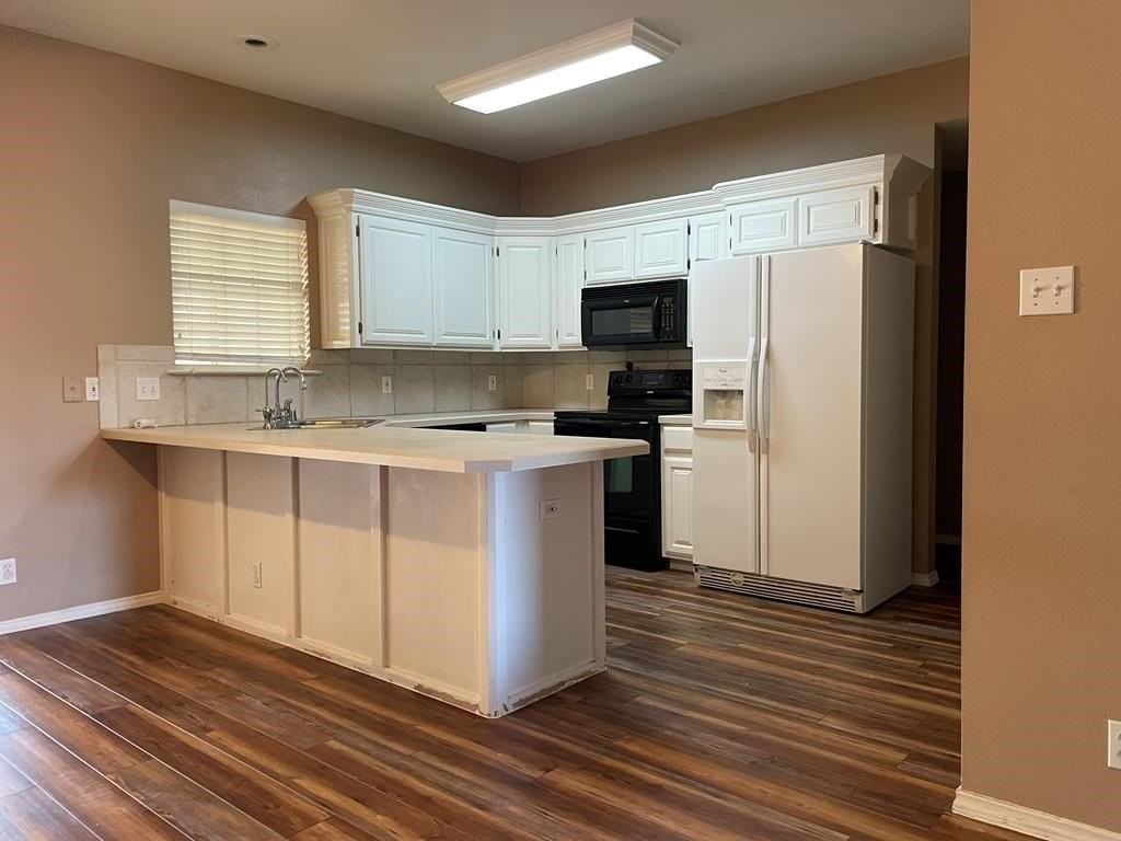 4711 Dentcrest Dr Apt B - Photo 3 of 12