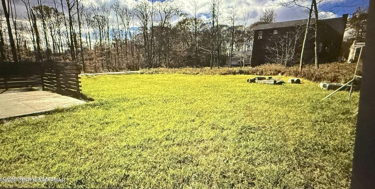 3262 Hamlet Dr - Photo 3 of 16