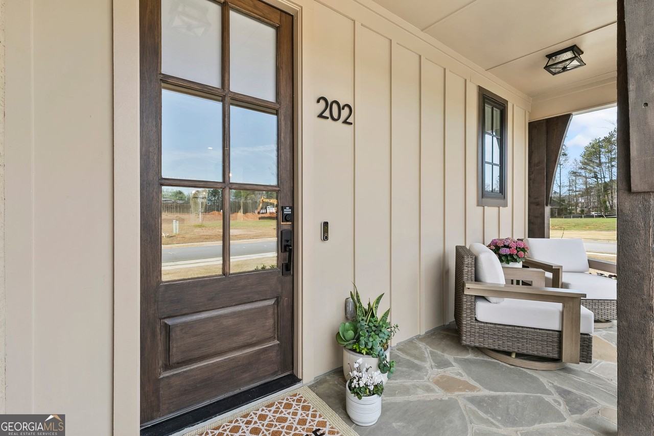 202 Regester Way - Photo 4 of 49