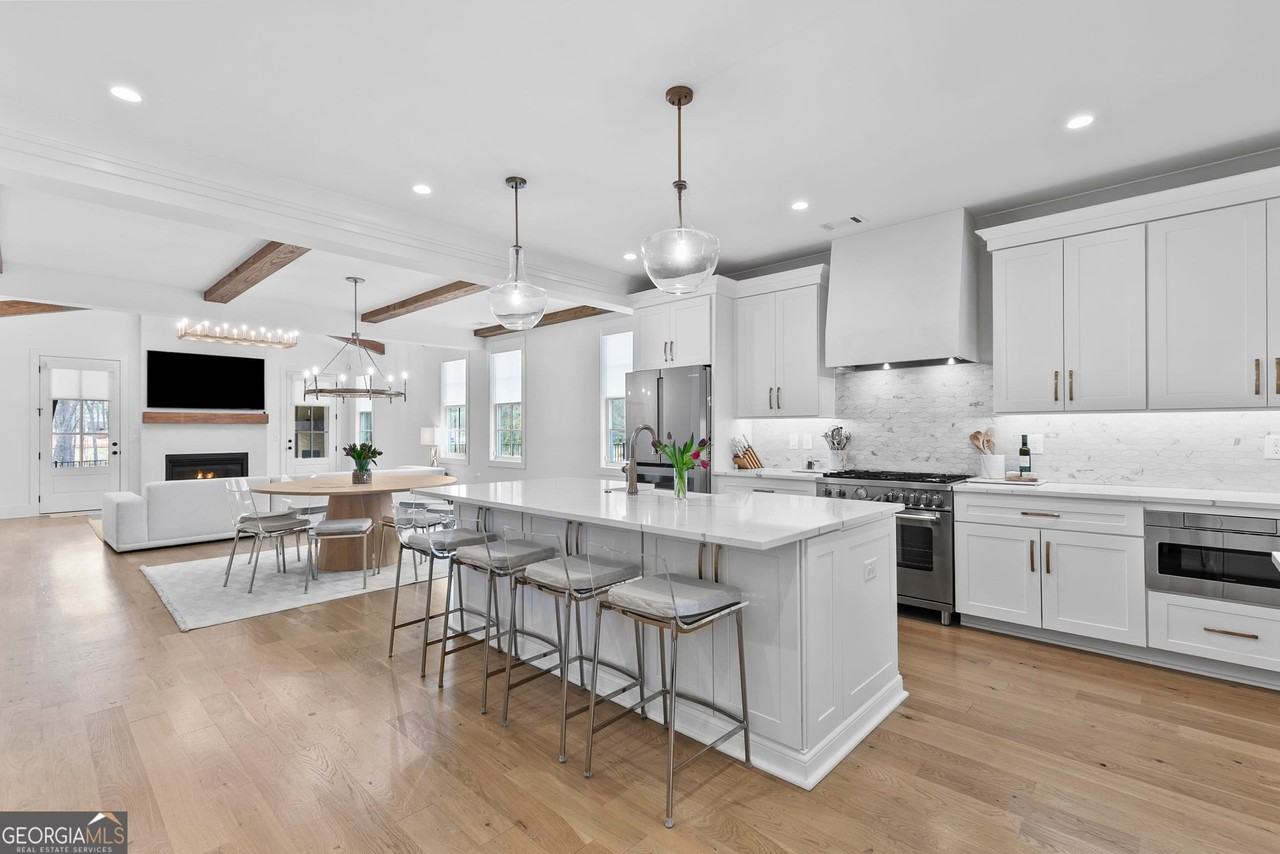 202 Regester Way - Photo 6 of 49