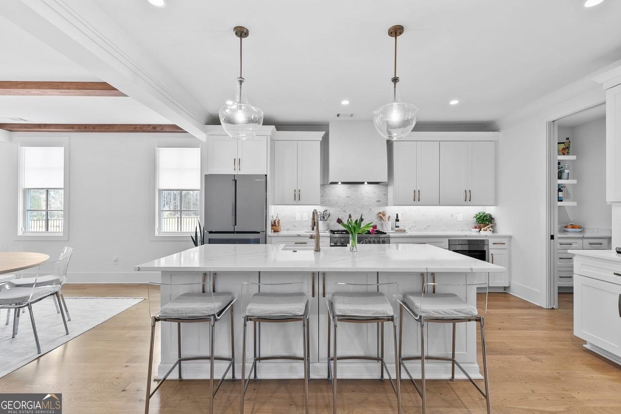 202 Regester Way - Photo 7 of 49