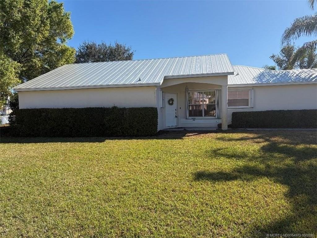 3486 Sw Pindo Palm Ln - Photo 2 of 43