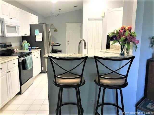 3486 Sw Pindo Palm Ln - Photo 7 of 43