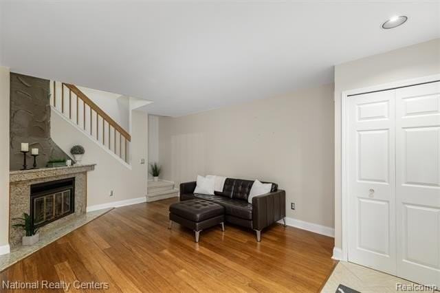 22353 Peachtree - Photo 4 of 24