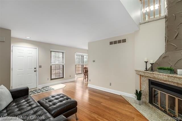22353 Peachtree - Photo 6 of 24