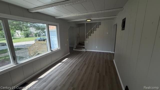 7555 Ziegler St - Photo 7 of 22