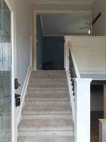 15730 Anthony St - Photo 4 of 34