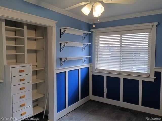 15730 Anthony St - Photo 7 of 34