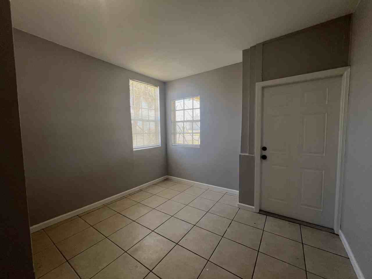 708 Avenue I #A - Photo 6 of 9