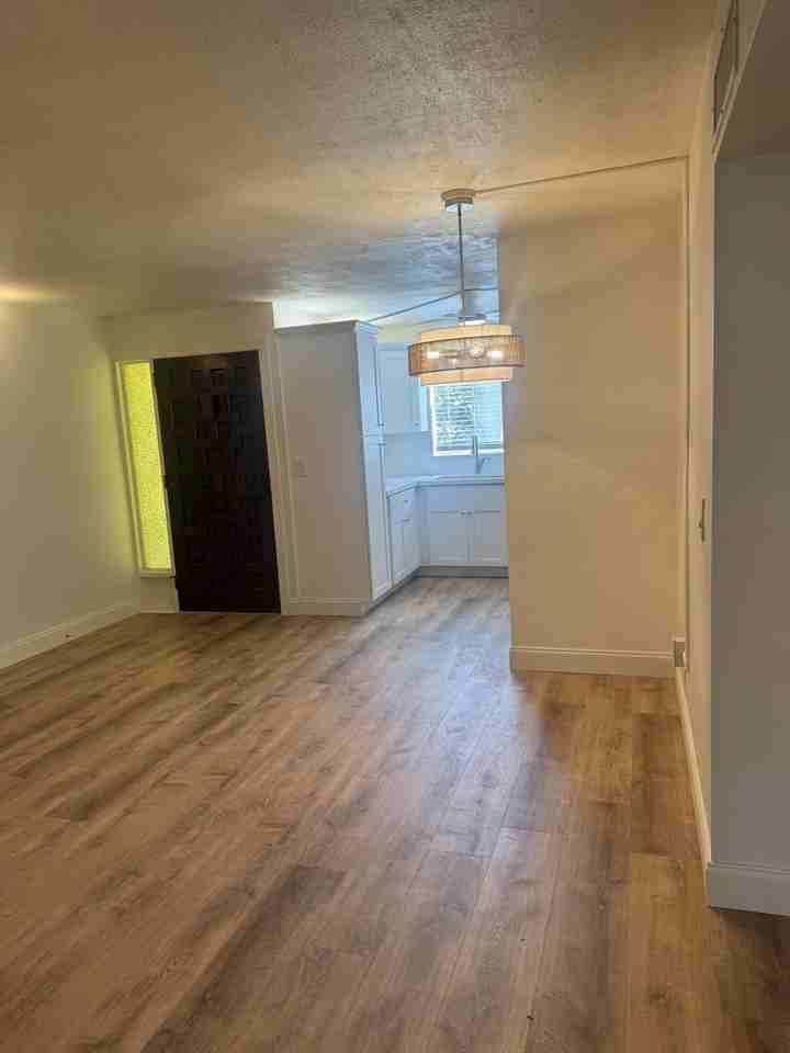 1444 Se Riverside Dr Unit B-7 - Photo 5 of 46