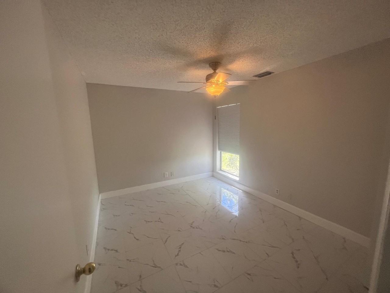 3502 Waterview Cir - Photo 6 of 9