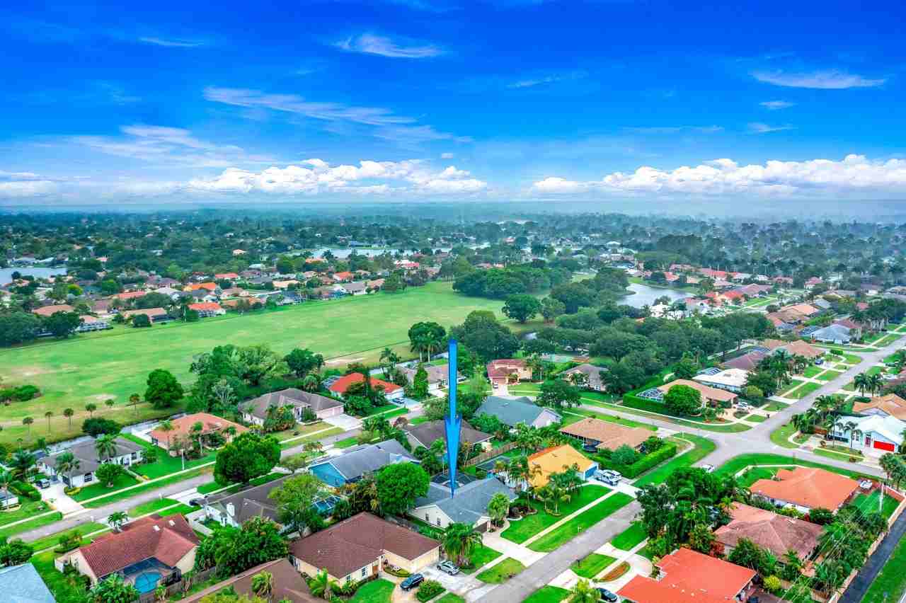 1637 Farmington Cir - Photo 5 of 50