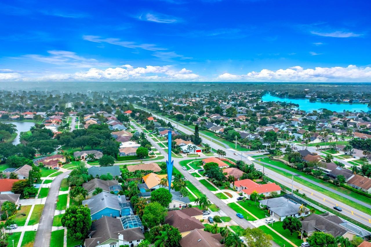 1637 Farmington Cir - Photo 6 of 50