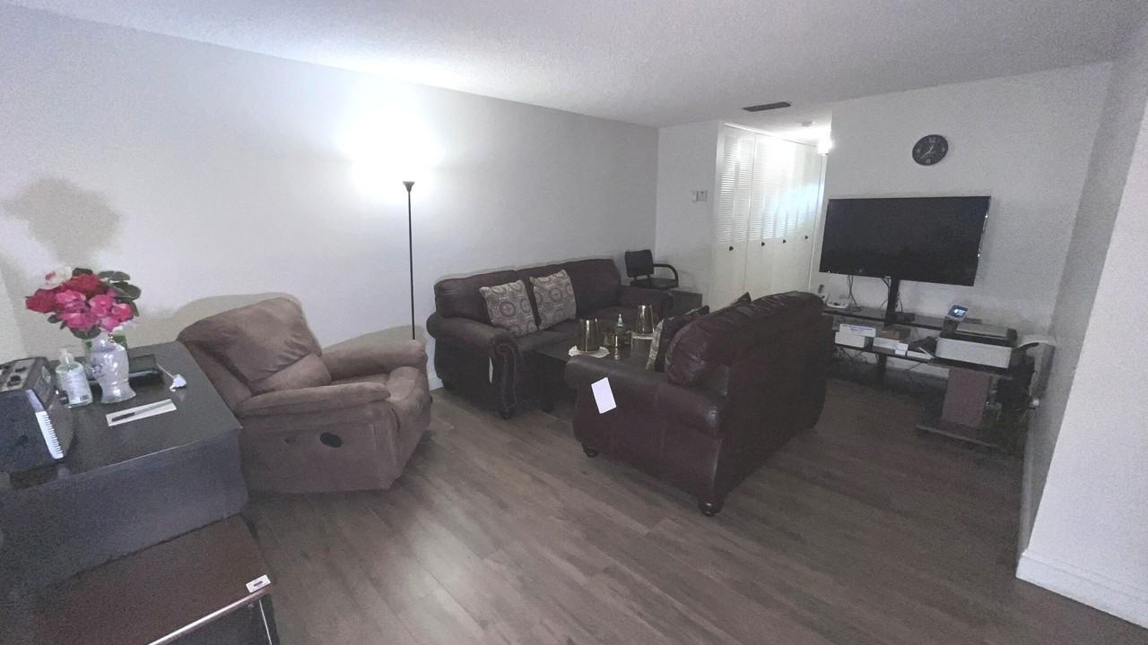 2638 Gately Dr E #31 - Photo 5 of 24