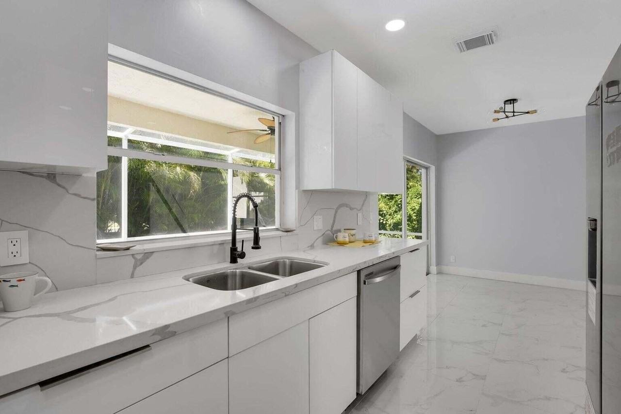 3740 Wilderness Way - Photo 5 of 32