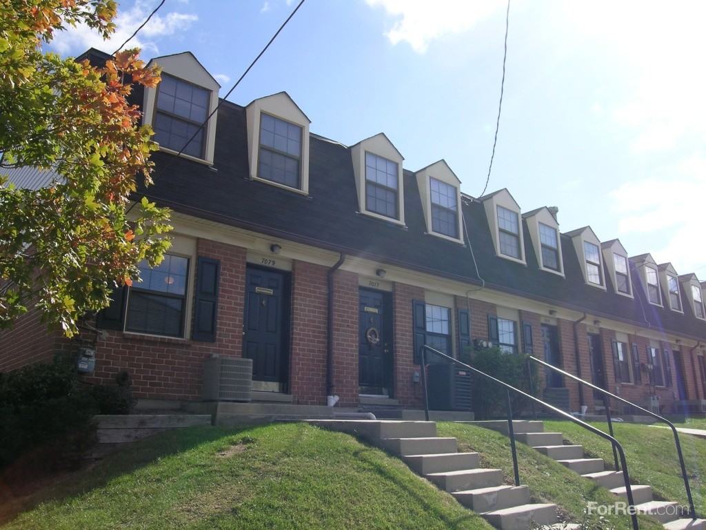 Dutch Village Townhomes - Photo 3 of 19