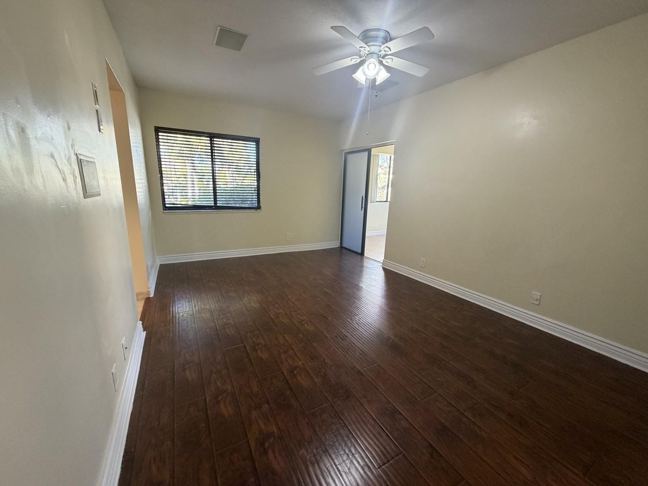 12661 Westhampton Cir - Photo 4 of 25
