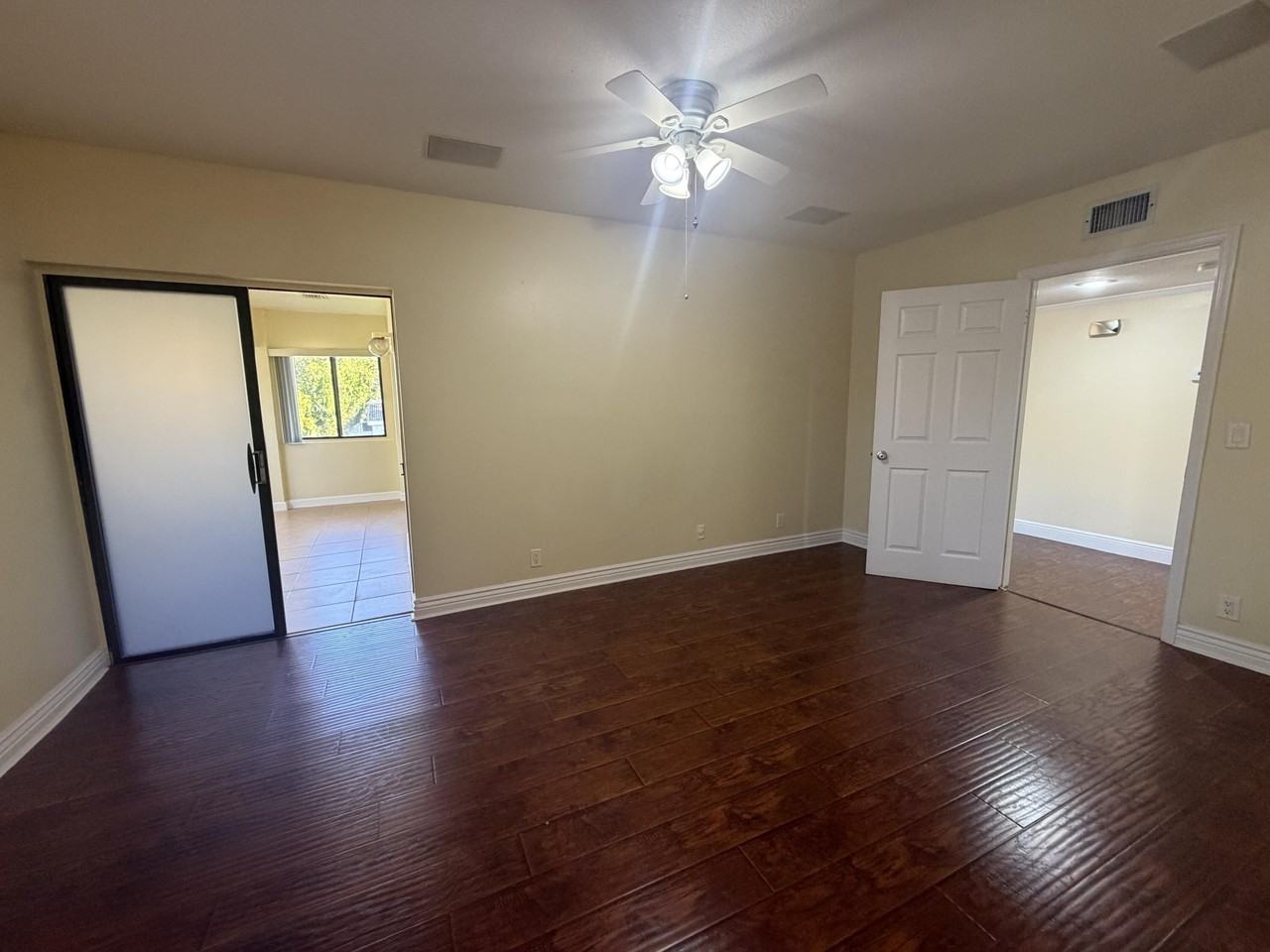 12661 Westhampton Cir - Photo 5 of 25