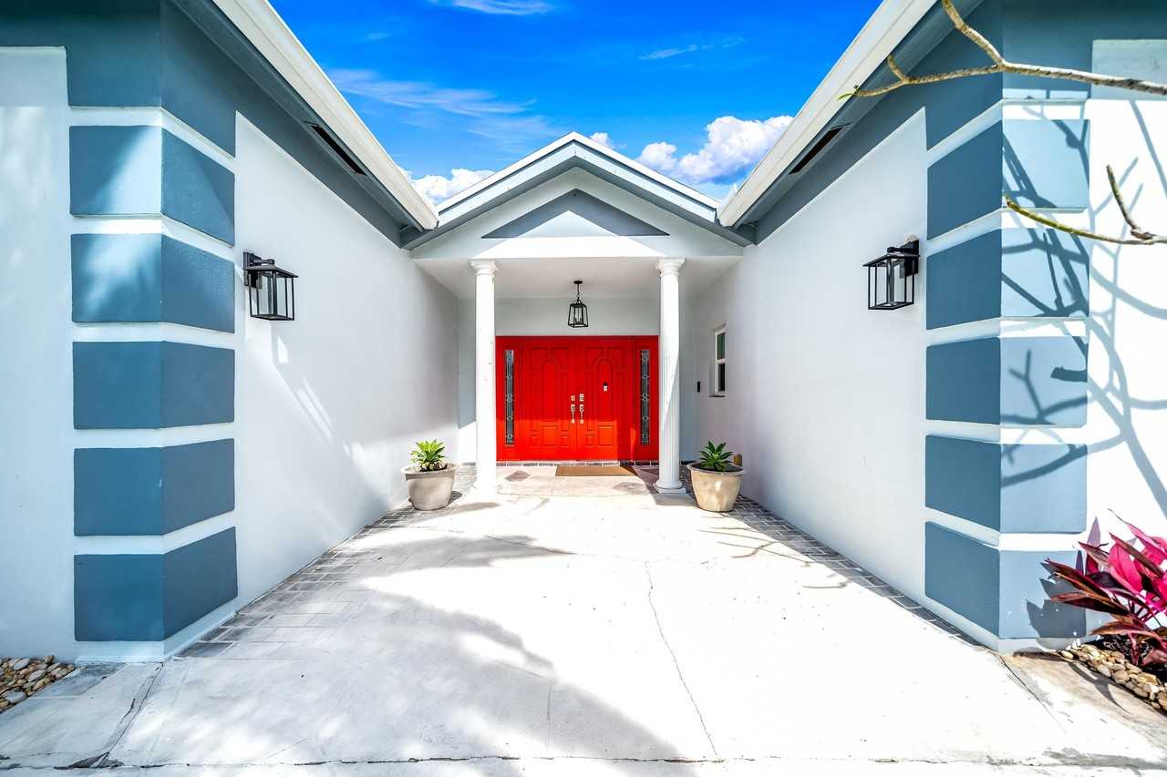 2329 Seaford Dr - Photo 6 of 46