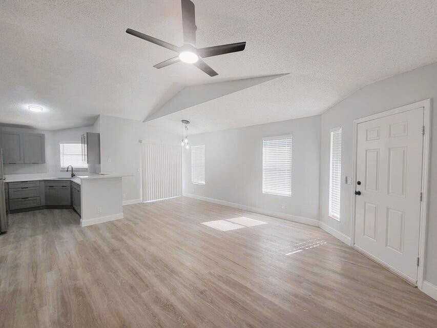 2819 Stoneway Ln - Photo 4 of 17