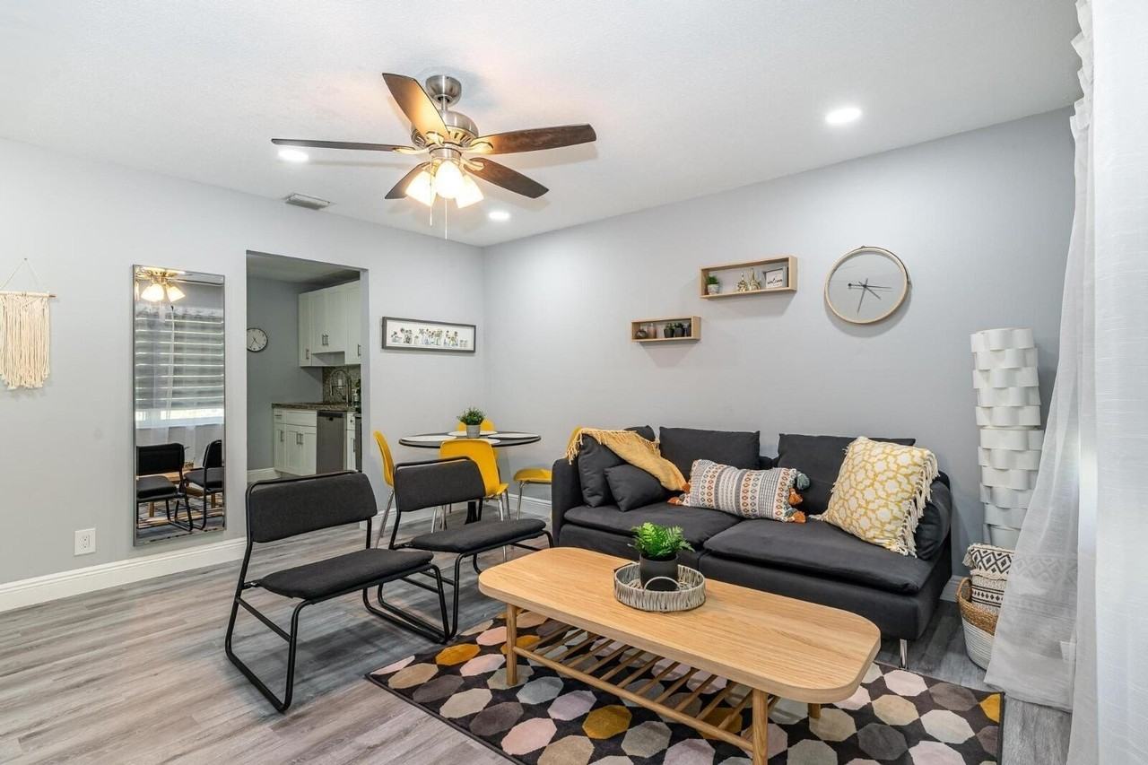 1051 Sw 32nd Ct Unit 1