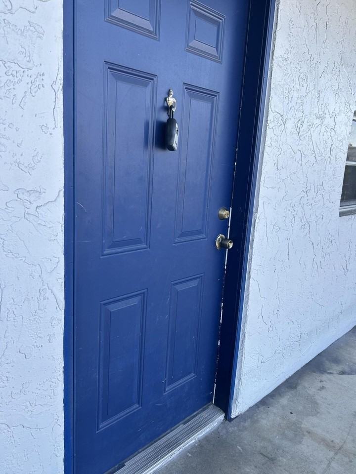 8540 N Sherman Cir #305 - Photo 3 of 25