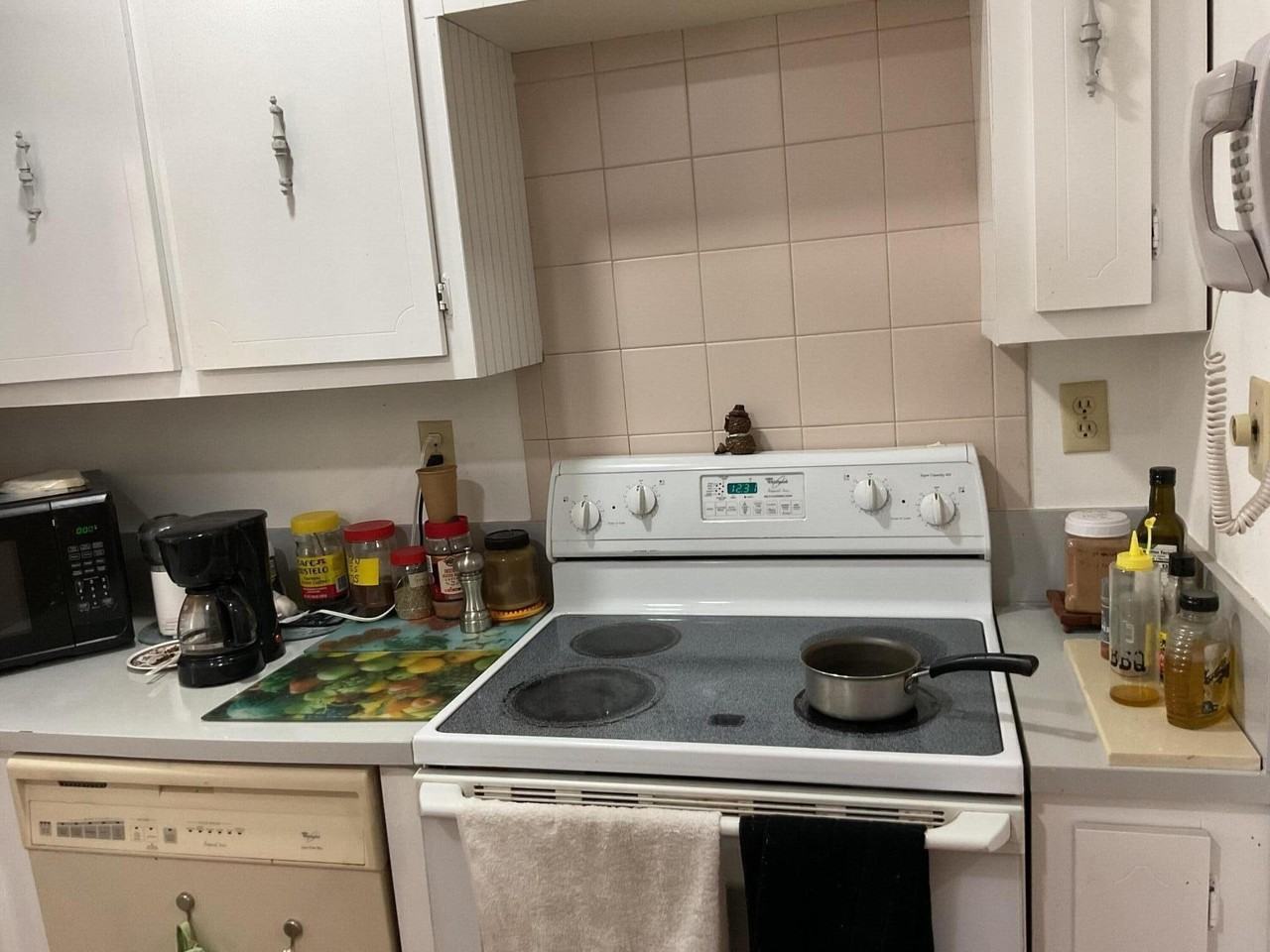 5397 Lakefront Blvd Apt A - Photo 7 of 48