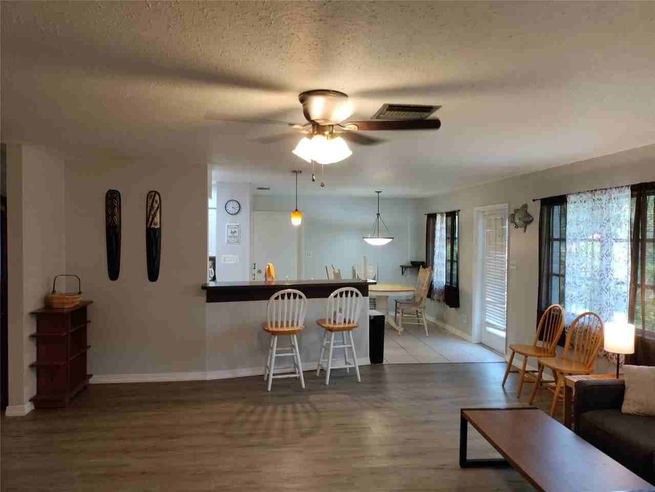 77 Cardinal Dr - Photo 7 of 26