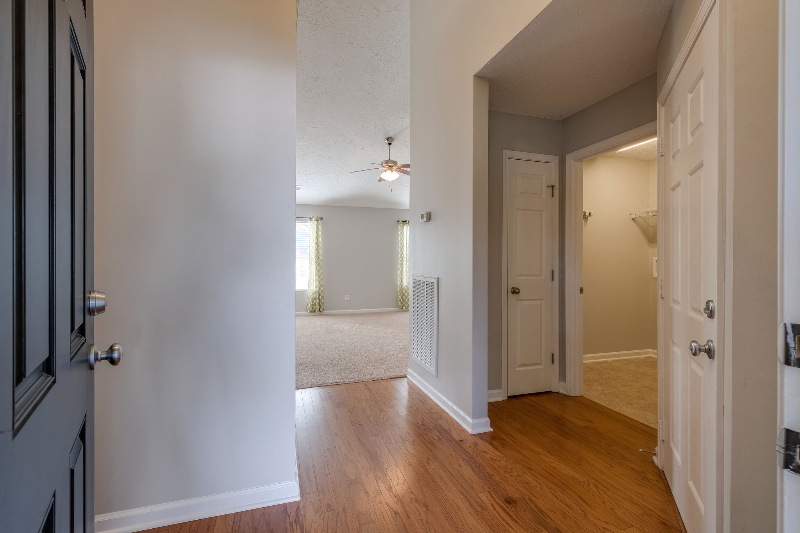 103 Blossom Ct - Photo 5 of 31