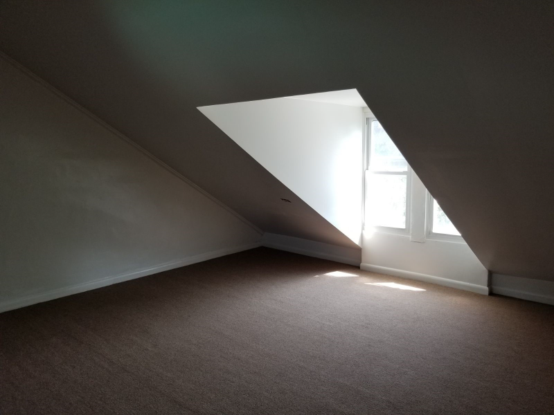 256 S 13th St - Photo 4 of 17