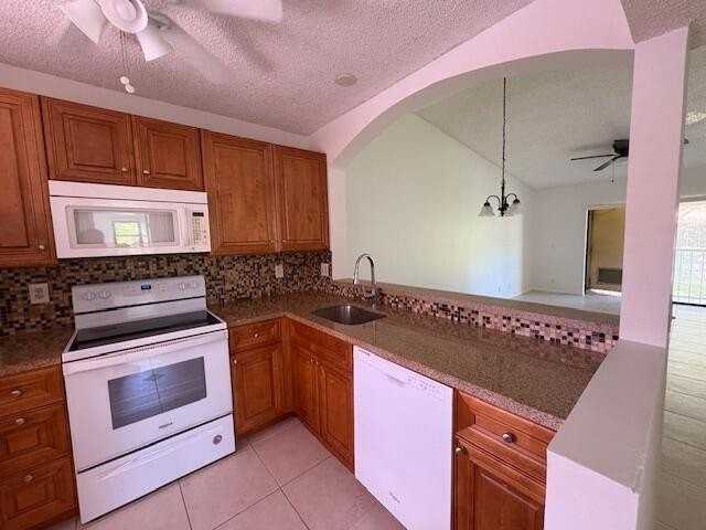 21938 Remsen Ter Apt 209 - Photo 5 of 22