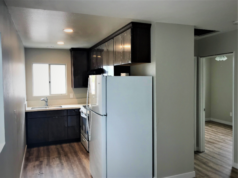 4389 42nd St #B - Photo 3 of 9