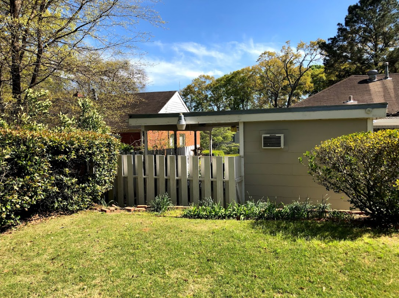 2807 Mallory St - Photo 4 of 24