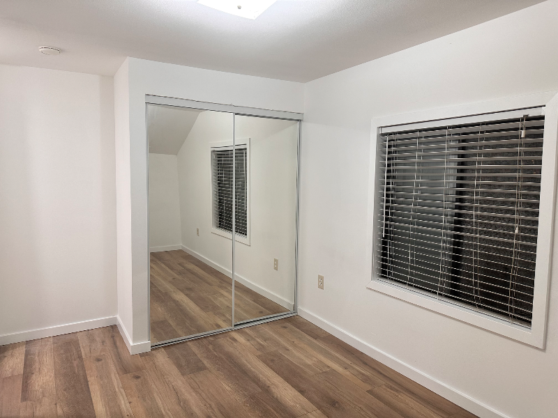 9256 21st Ave Sw - Photo 4 of 22