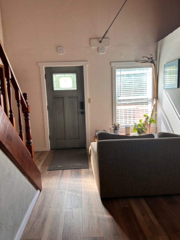 9256 21st Ave Sw - Photo 6 of 22