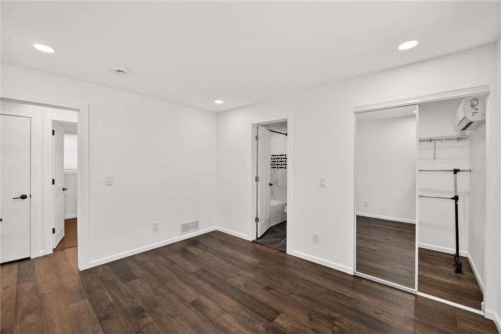 Oak Knoll Ter N - Photo 4 of 12